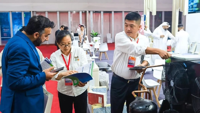 宝润达闪耀沙特国际家居灯饰及建筑建材展